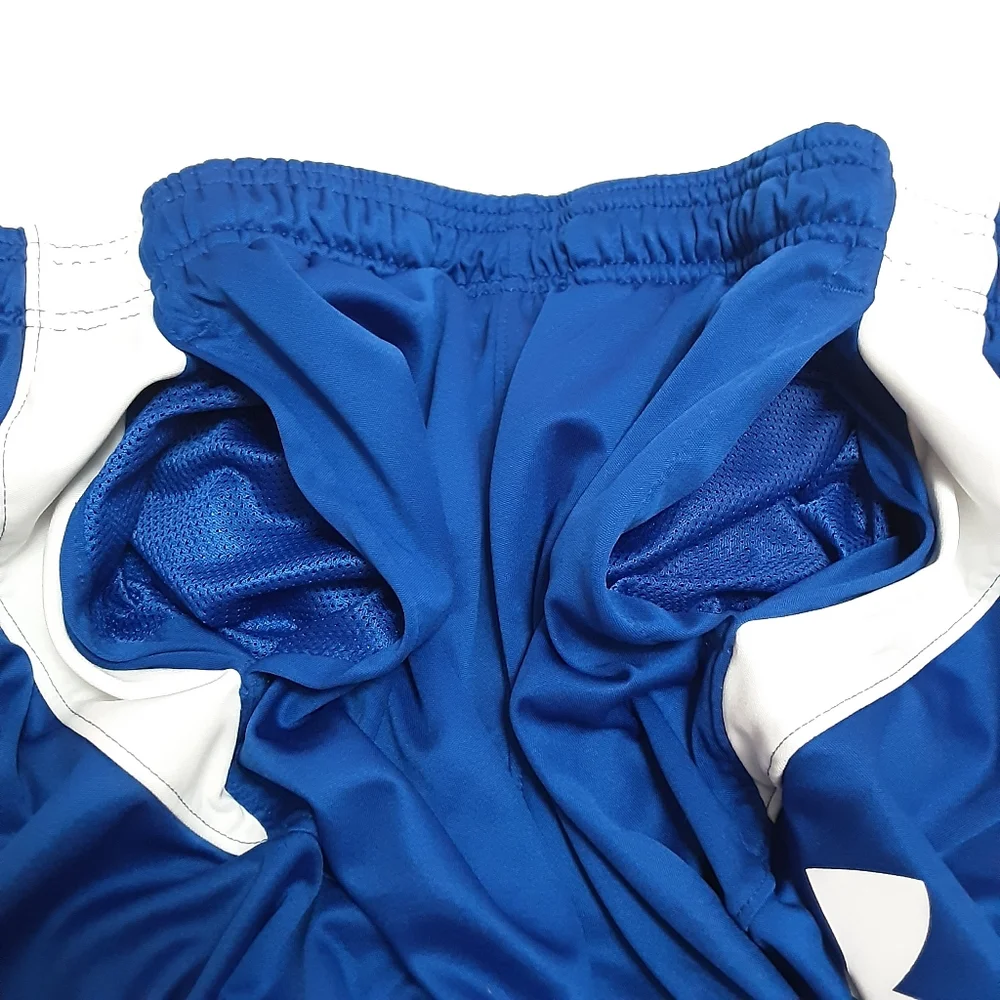 Under Armour Heatgear Athletic Shorts Boys Medium